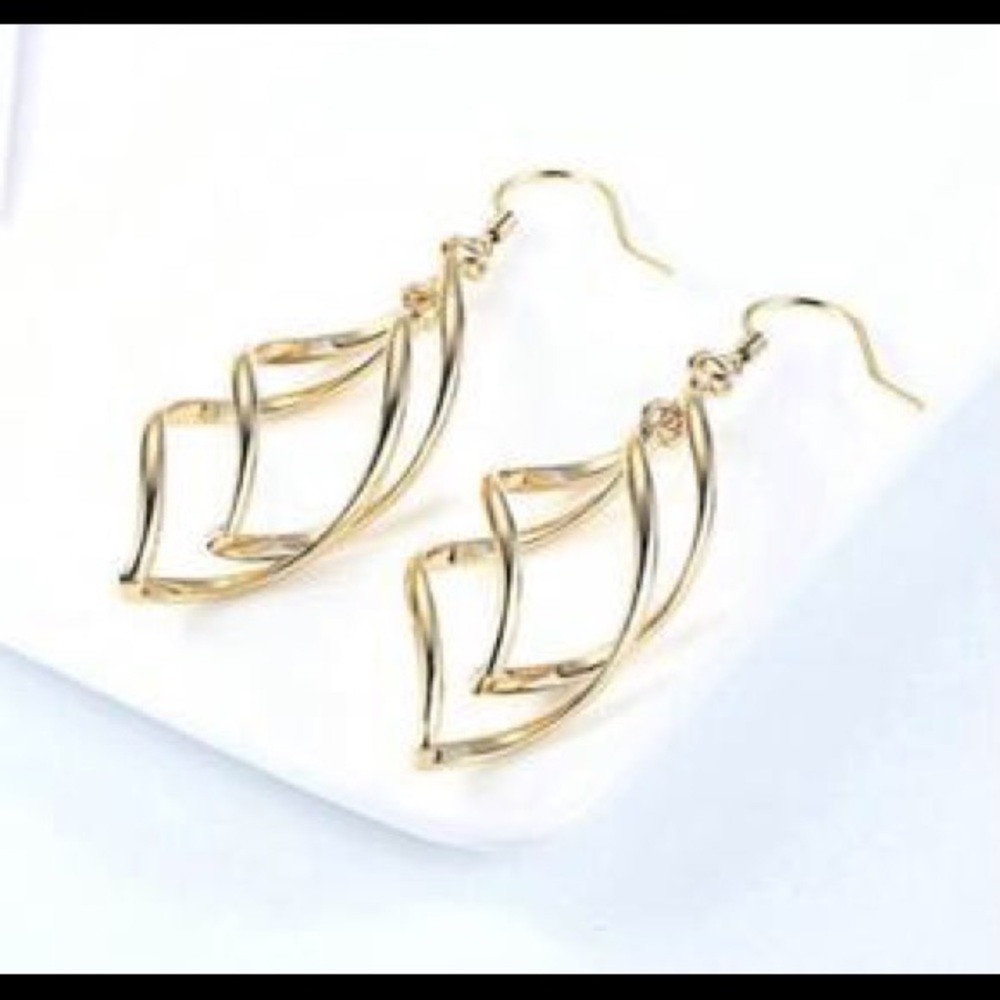 18k Gold Plate Dangle Earrings
